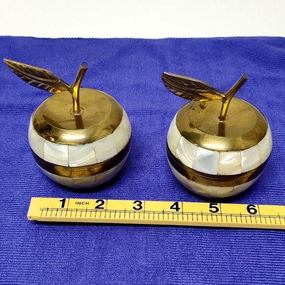 Mother Of Pearl & Brass Apple Shape Jewelry Trinket Hide-away Boxes Set of 2 HTF - Picture 10 of 10